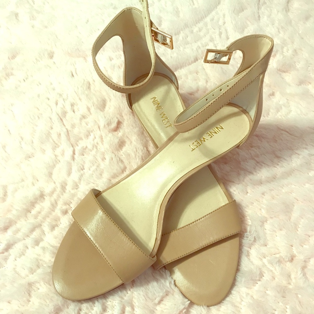 Nude Nine West Kitten Heels